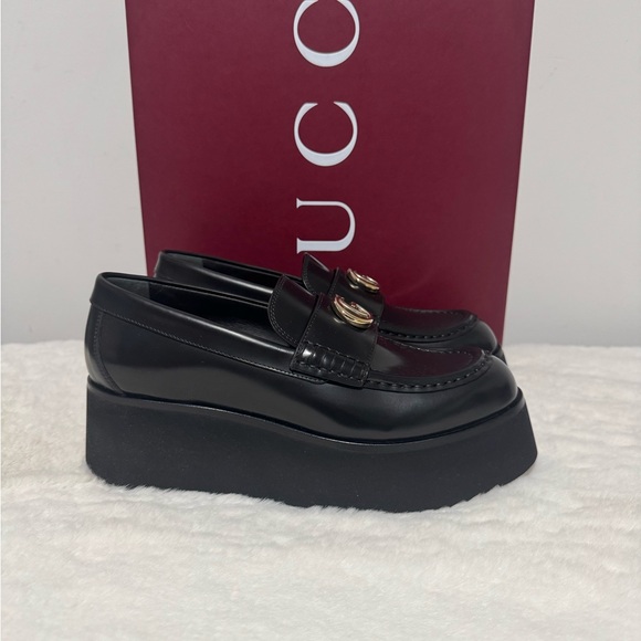 Gucci Black Leather Platform Loafers with Gold GG - Picture 2 of 7